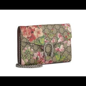 Gucci Blooms Wallet on Chain